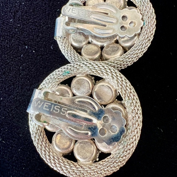 Vintage Weiss Emerald Green Rhinestone Necklace, Earrings & Brooch Set - Picture 7 of 15